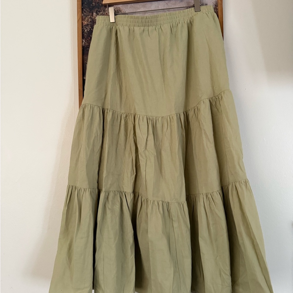 Elegant Olive Green Tiered Midi Skirt
